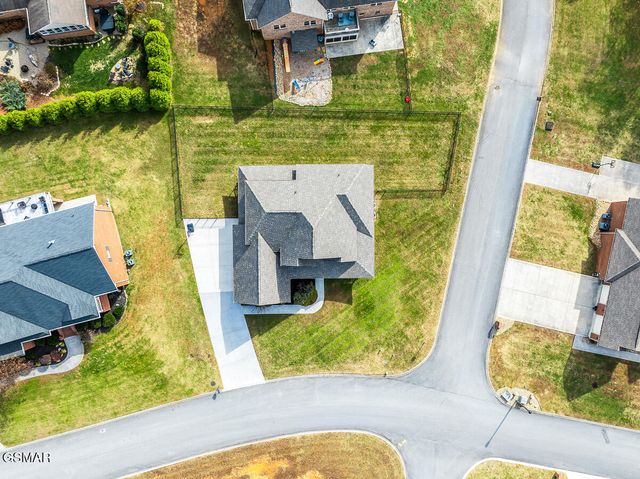1452 Landmark Boulevard, Sevierville, TN 37862