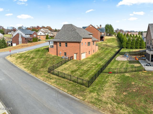 1452 Landmark Boulevard, Sevierville, TN 37862