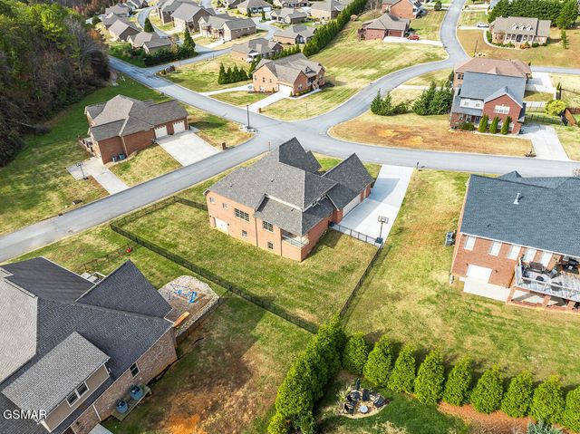 1452 Landmark Boulevard, Sevierville, TN 37862