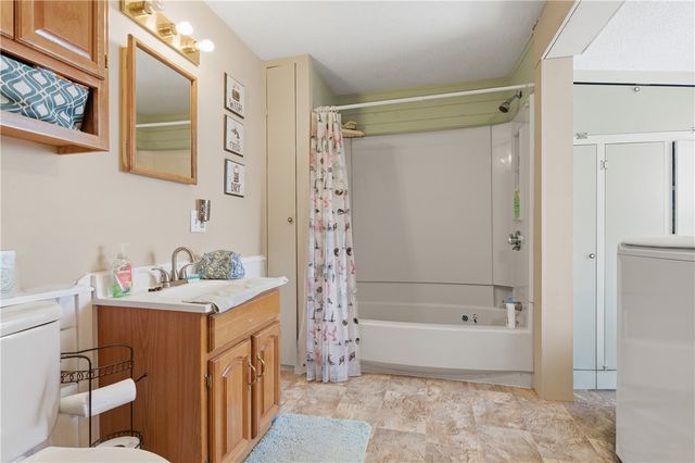 48 Overlea Road, North Smithfield, RI 02896