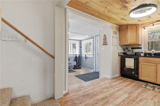 48 Overlea Road, North Smithfield, RI 02896