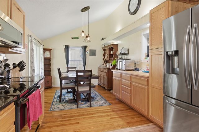 48 Overlea Road, North Smithfield, RI 02896