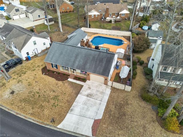 929 Brandermill DR, Chesapeake, VA 23322