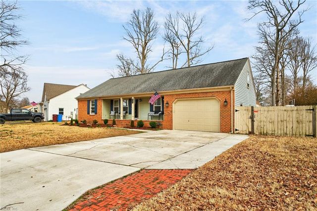 929 Brandermill DR, Chesapeake, VA 23322