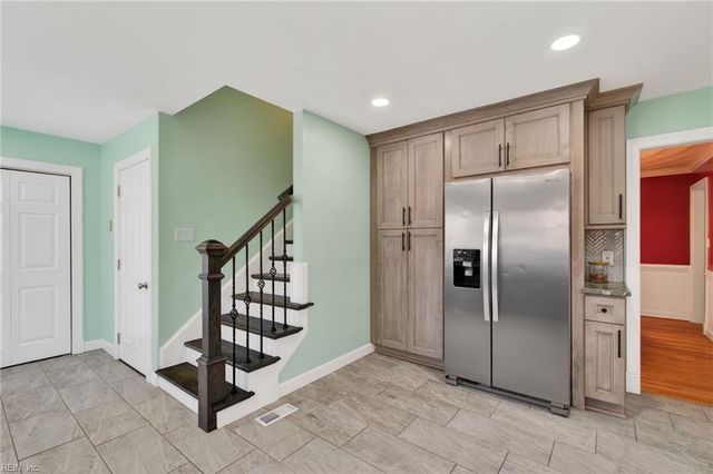 929 Brandermill DR, Chesapeake, VA 23322