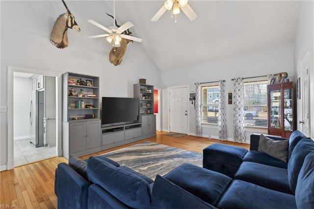 929 Brandermill DR, Chesapeake, VA 23322