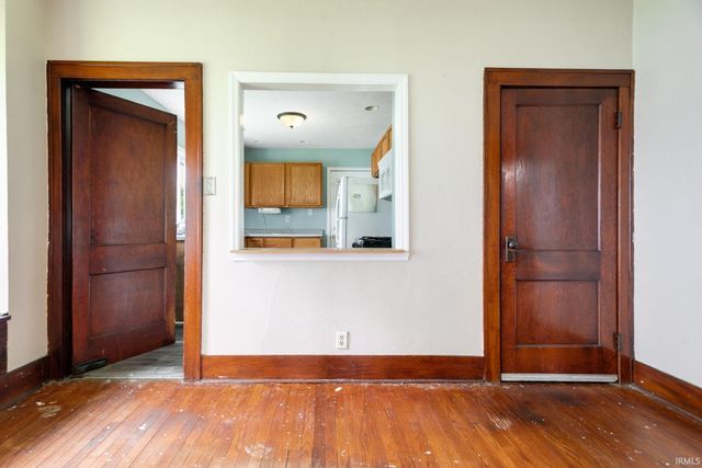 2201 Catalpa Street, South Bend, IN 46613