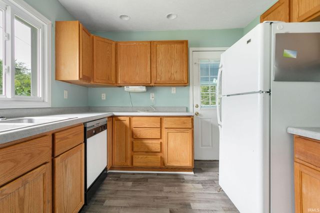 2201 Catalpa Street, South Bend, IN 46613