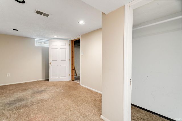 2201 Catalpa Street, South Bend, IN 46613