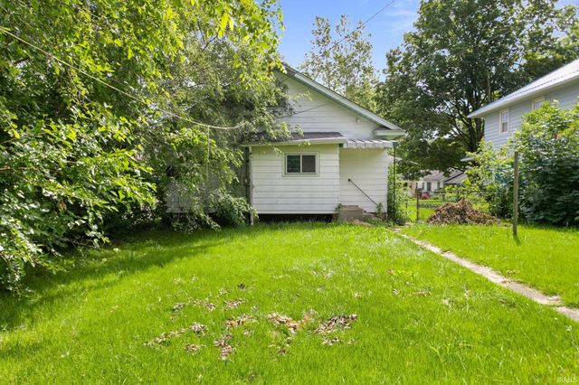 2201 Catalpa Street, South Bend, IN 46613