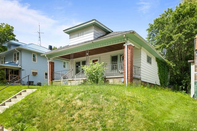 2201 Catalpa Street, South Bend, IN 46613