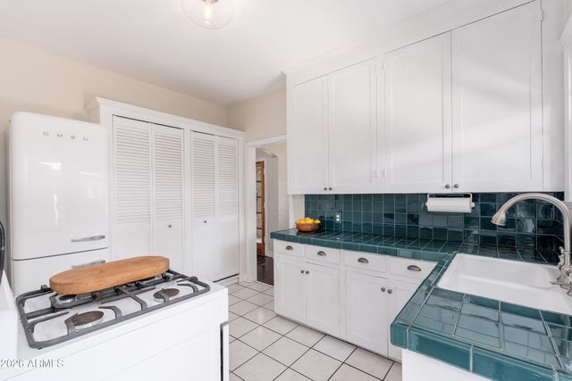 304 W CAMPBELL Avenue, Phoenix, AZ 85013