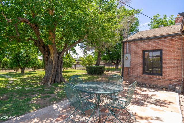 304 W CAMPBELL Avenue, Phoenix, AZ 85013