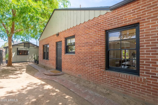 304 W CAMPBELL Avenue, Phoenix, AZ 85013