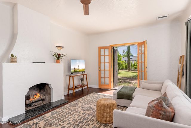 304 W CAMPBELL Avenue, Phoenix, AZ 85013