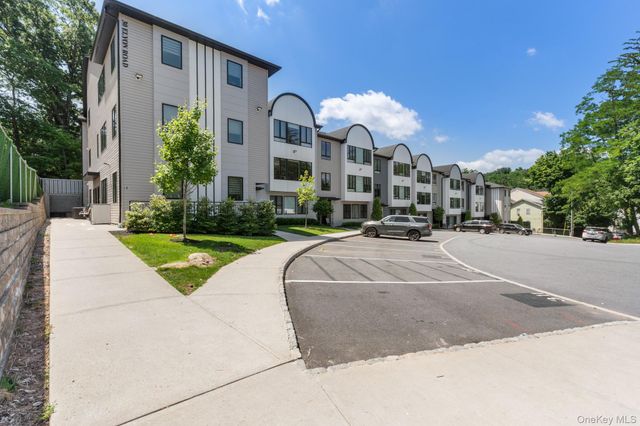 30 Elyon Road 211, Monsey, NY 10952