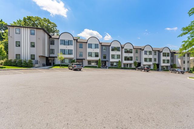 30 Elyon Road 211, Monsey, NY 10952