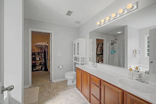 2475 Oak Hill Dr, Murfreesboro, TN 37130