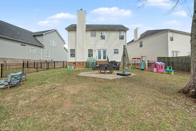 2475 Oak Hill Dr, Murfreesboro, TN 37130