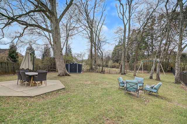 2475 Oak Hill Dr, Murfreesboro, TN 37130