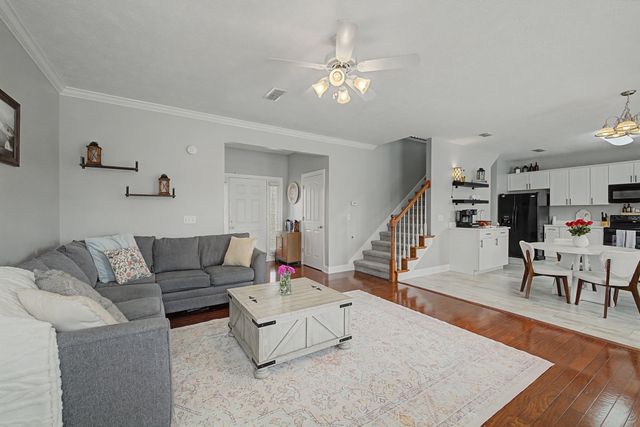 2475 Oak Hill Dr, Murfreesboro, TN 37130