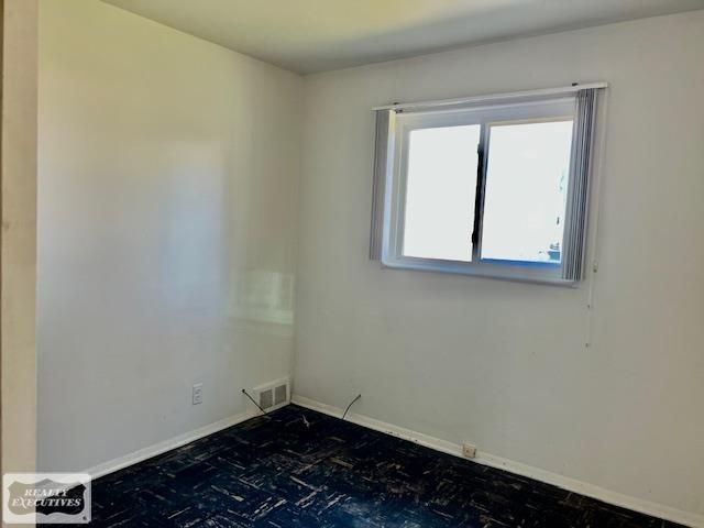 23548 Lauren Avenue, Warren, MI 48089