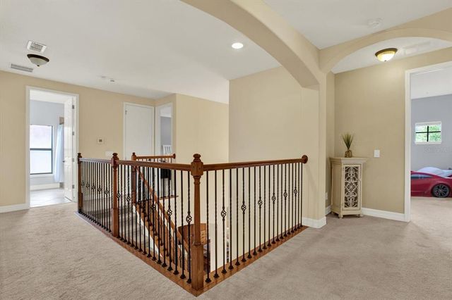 8420 DUNHAM STATION DRIVE, Tampa, FL 33647