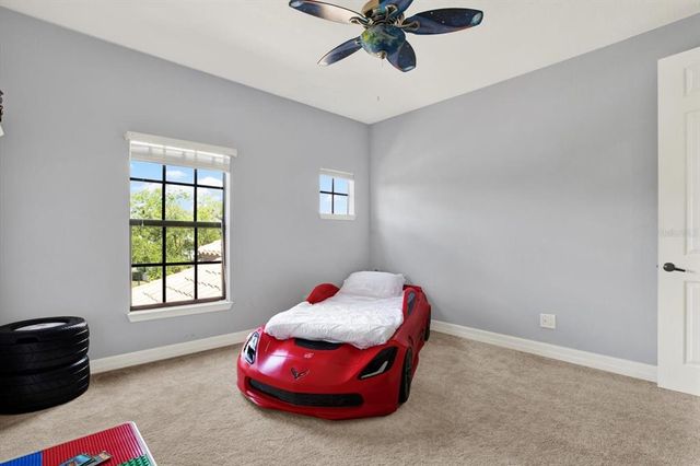 8420 DUNHAM STATION DRIVE, Tampa, FL 33647