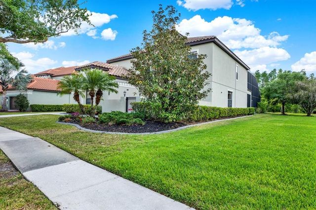 8420 DUNHAM STATION DRIVE, Tampa, FL 33647