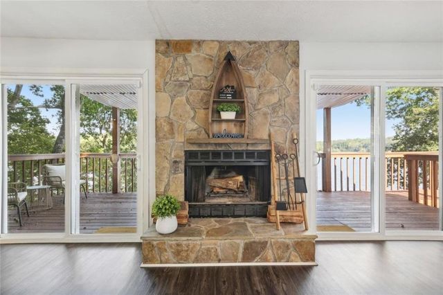 8470 Lake Drive, Snellville, GA 30039