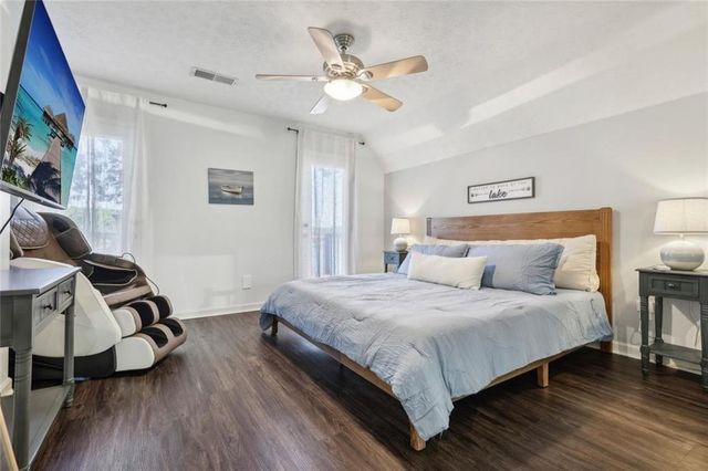 8470 Lake Drive, Snellville, GA 30039