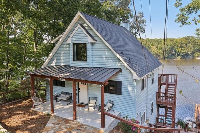 8470 Lake Drive, Snellville, GA 30039