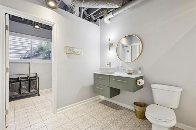 8470 Lake Drive, Snellville, GA 30039