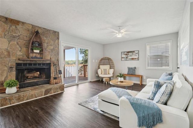 8470 Lake Drive, Snellville, GA 30039