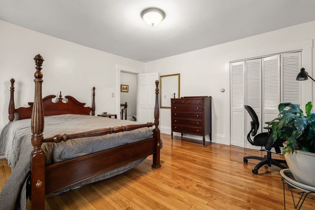 289 Lowell St, Somerville, MA 02145