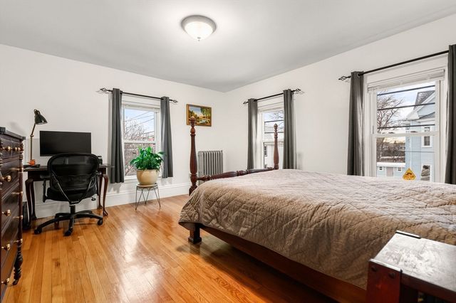 289 Lowell St, Somerville, MA 02145