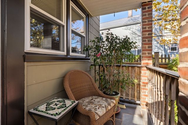 289 Lowell St, Somerville, MA 02145