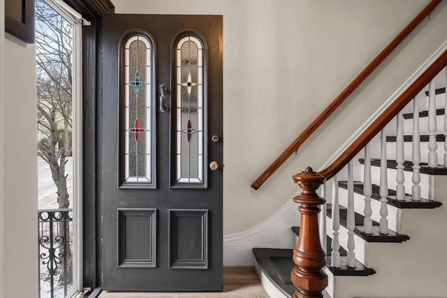 289 Lowell St, Somerville, MA 02145