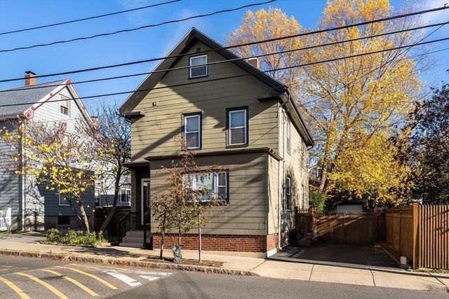 289 Lowell St, Somerville, MA 02145