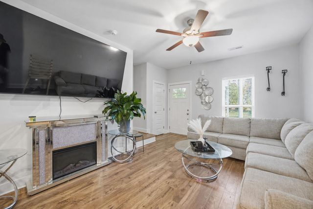1682 S Watkins Street, Chattanooga, TN 37404