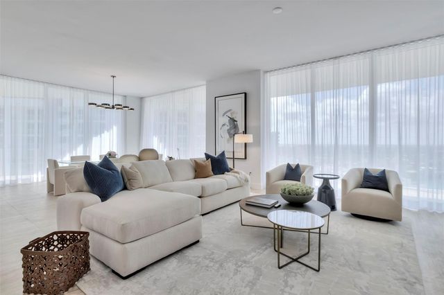 525 N Fort Lauderdale Beach Boulevard 1903, Fort Lauderdale, FL 33304