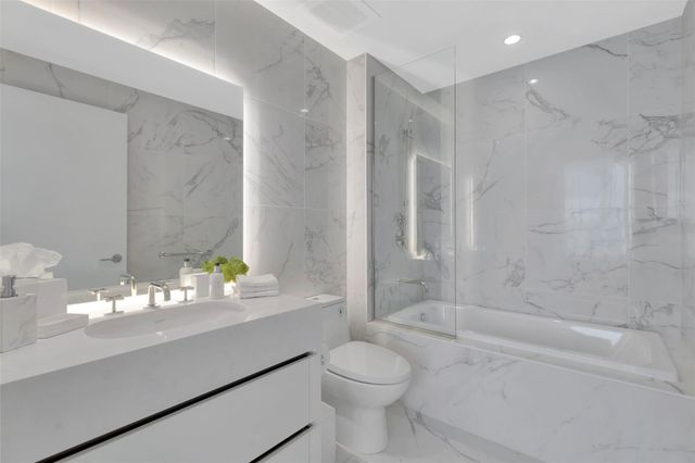 525 N Fort Lauderdale Beach Boulevard 1903, Fort Lauderdale, FL 33304