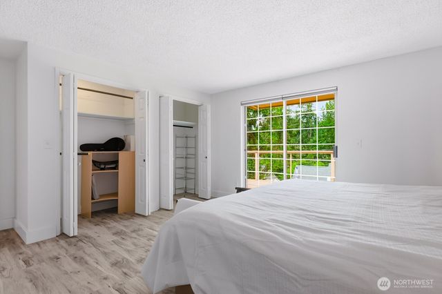 1520 Weathervane Drive, Fircrest, WA 98466