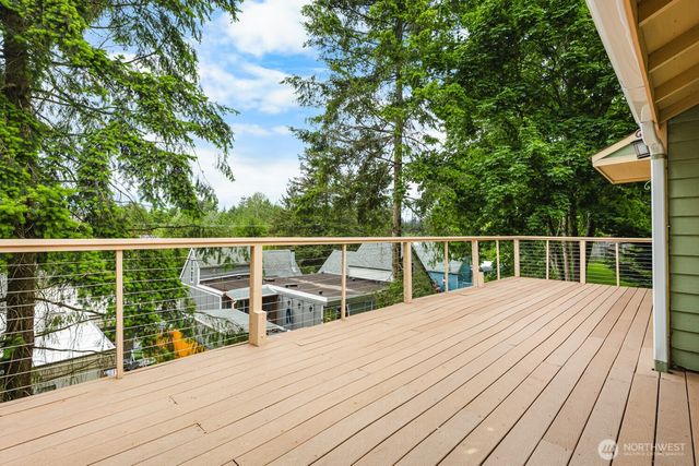 1520 Weathervane Drive, Fircrest, WA 98466