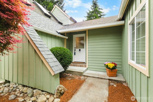 1520 Weathervane Drive, Fircrest, WA 98466