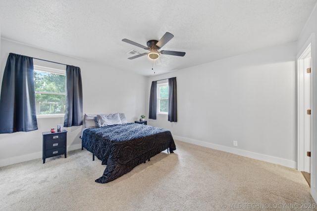 15051 N 253rd Road, Okmulgee, OK 74447