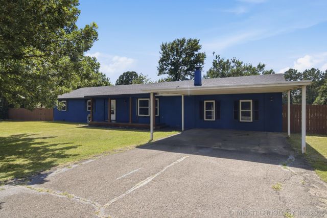 15051 N 253rd Road, Okmulgee, OK 74447