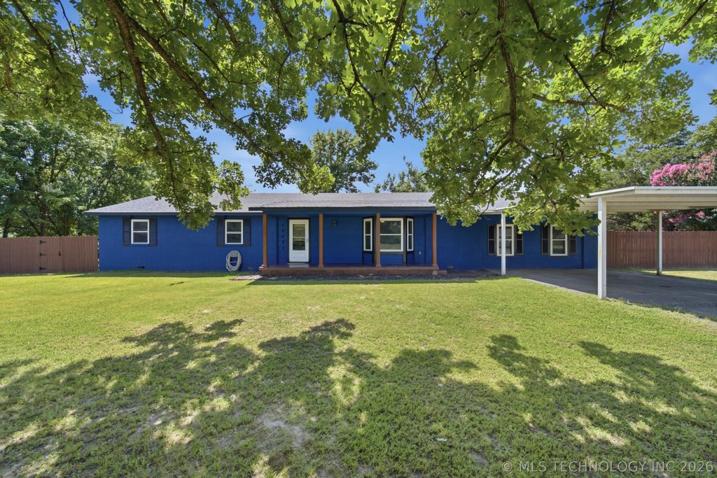 15051 N 253rd Road, Okmulgee, OK 74447