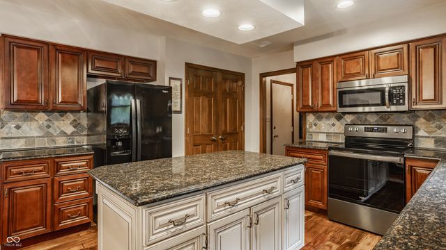 8407 Galley Court, Indianapolis, IN 46236