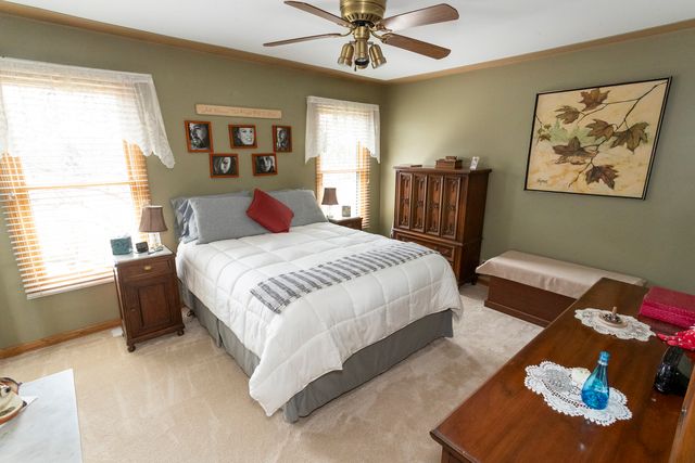 332 Byron Avenue, Bloomingdale, IL 60108